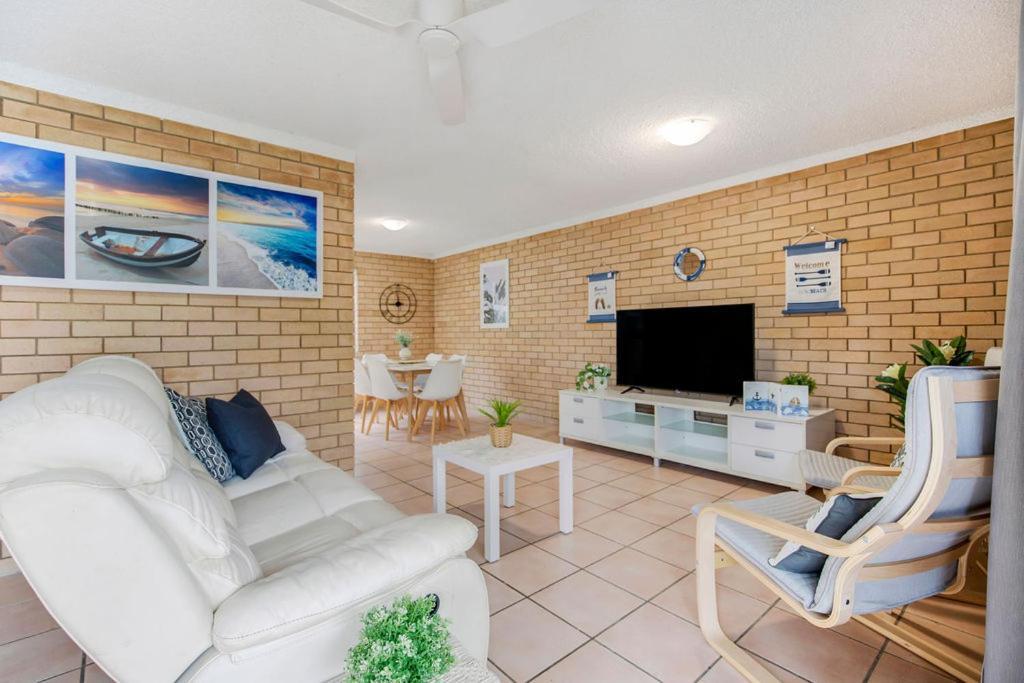 Apartment Ocean Waves Alexandra Headland